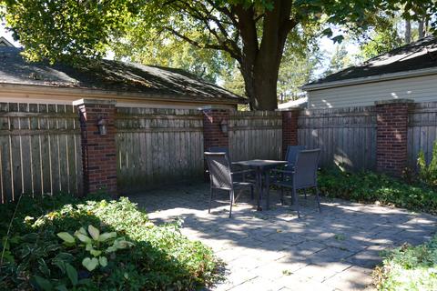 661 Park St, Elgin, IL 60120 photo 30