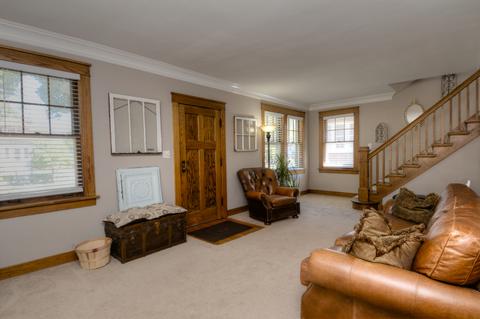 661 Park St, Elgin, IL 60120 photo 10