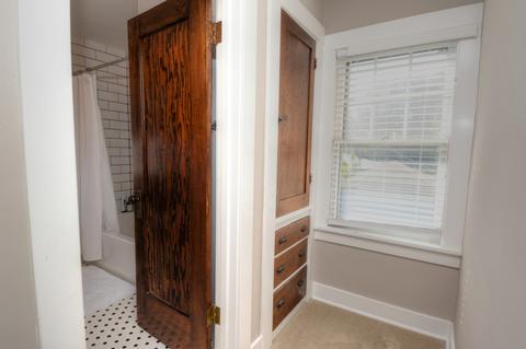 661 Park St, Elgin, IL 60120 photo 18