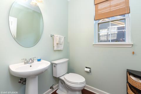 3140 Holden St, Elgin, IL 60124 photo 7