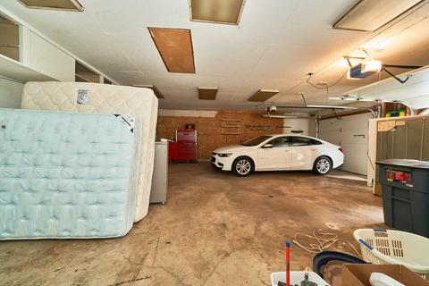 1211 Sunset Dr, Holiday Hills, IL 60051 photo 29
