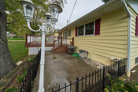 1211 Sunset Dr, Holiday Hills, IL 60051 photo 24