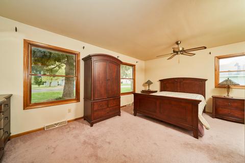 1211 Sunset Dr, Holiday Hills, IL 60051 photo 11