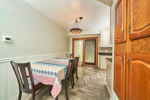 1211 Sunset Dr, Holiday Hills, IL 60051 photo 10