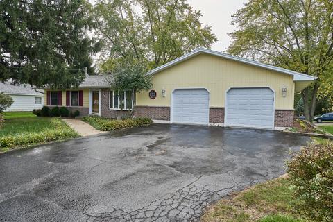 1211 Sunset Dr, Holiday Hills, IL 60051 photo 2