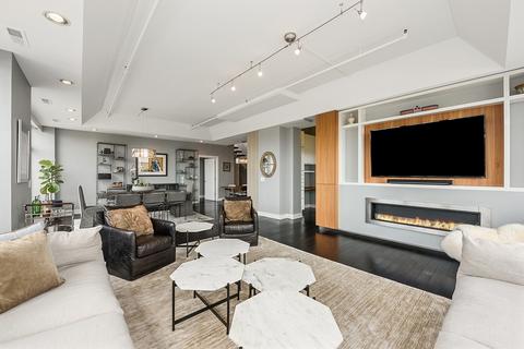 6 S Laflin St #906, Chicago, IL 60607 photo 4