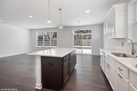 212 W Sunset Ln, Addison, IL 60101 photo 3