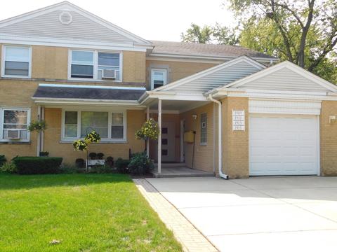 1909 Dewes St, Glenview, IL 60025 photo 1