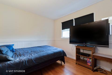 8826 Dee Rd, Des Plaines, IL 60016 photo 13