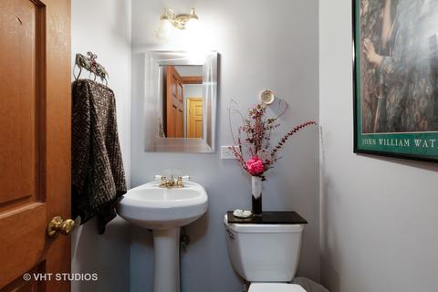 8826 Dee Rd, Des Plaines, IL 60016 photo 6