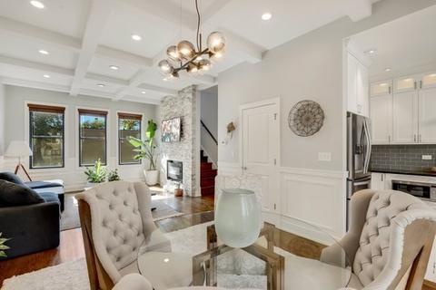842 E 48th St, Chicago, IL 60615 photo 8