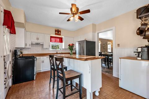 241 S Western Ave, Bartlett, IL 60103 photo 8