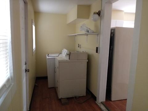 209 E Washington St, Champaign, IL 61820 photo 9