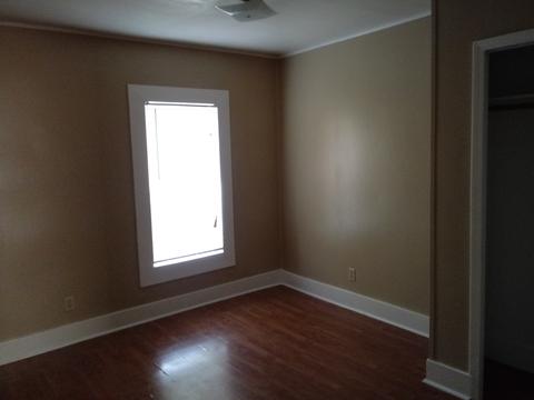 209 E Washington St, Champaign, IL 61820 photo 7