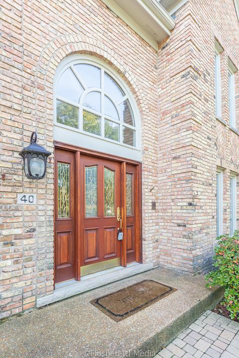 40 Danada Dr, Wheaton, IL 60189 photo 4