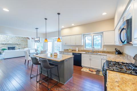 40 Danada Dr, Wheaton, IL 60189 photo 17