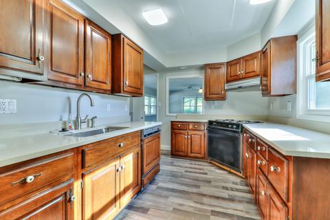 503 E Main St, Tolono, IL 61880 photo 6