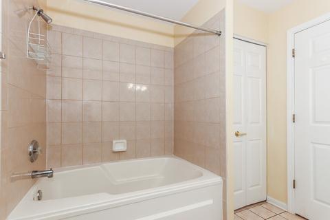2071 Peach Tree Ln, Algonquin, IL 60102 photo 17