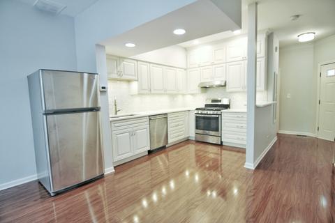 1398 Grandview Ct, Algonquin, IL 60102 photo 4