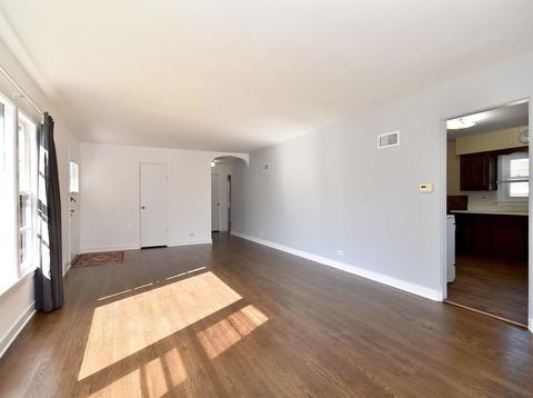 790 E Golf Rd, Des Plaines, IL 60016 photo 8
