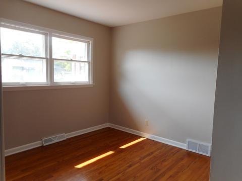 3215 Biscayne Rd, Mchenry, IL 60050 photo 13