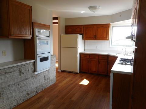 3215 Biscayne Rd, Mchenry, IL 60050 photo 9
