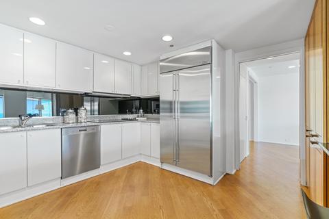 100 E Huron St #2504, Chicago, IL 60611 photo 12