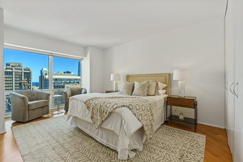 100 E Huron St #2504, Chicago, IL 60611 photo 17