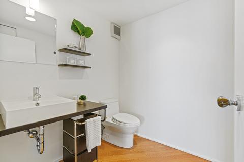 100 E Huron St #2504, Chicago, IL 60611 photo 20