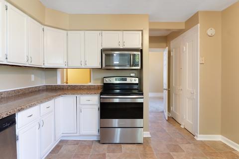 918 W Division St, Normal, IL 61761 photo 12
