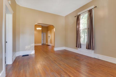 918 W Division St, Normal, IL 61761 photo 3