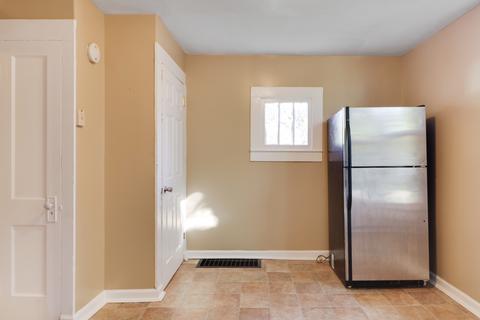 918 W Division St, Normal, IL 61761 photo 11