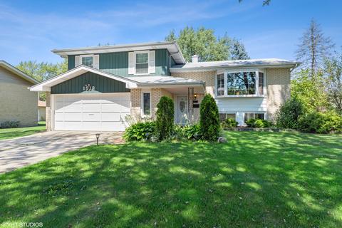 1512 E Mitchell Ln, Mount Prospect, IL 60056 photo 1