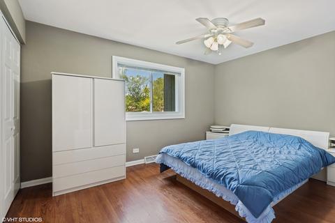 1512 E Mitchell Ln, Mount Prospect, IL 60056 photo 8