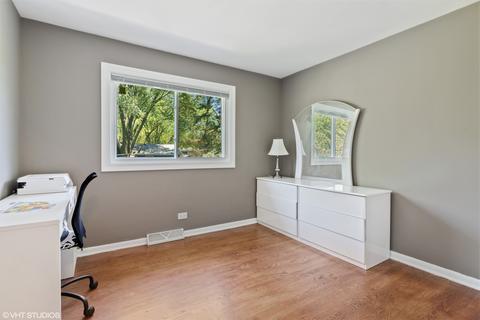 1512 E Mitchell Ln, Mount Prospect, IL 60056 photo 9