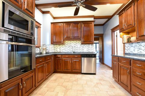 257 Bartram Rd, Riverside, IL 60546 photo 15