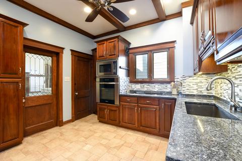 257 Bartram Rd, Riverside, IL 60546 photo 16