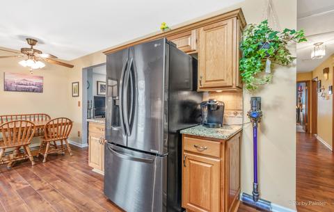 1920 Powder Riv, Elgin, IL 60123 photo 10
