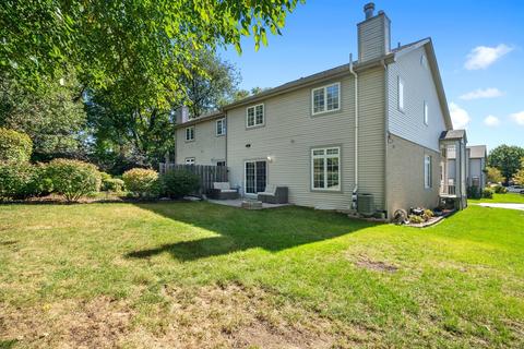 18 E Walnut St, Roselle, IL 60172 photo 20