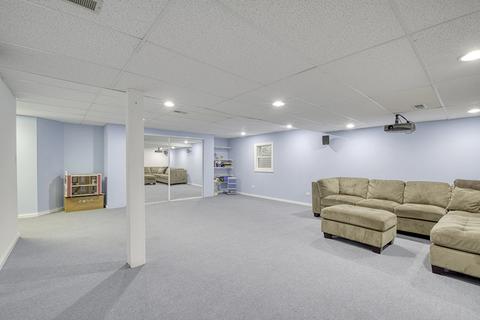 1300 Studio Ln, Riverwoods, IL 60015 photo 24