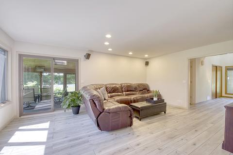 1300 Studio Ln, Riverwoods, IL 60015 photo 12