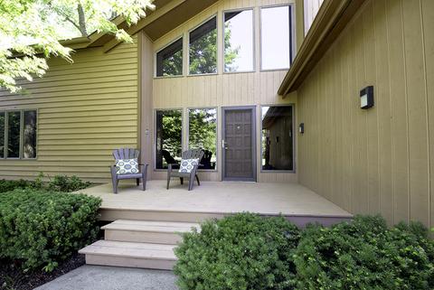 1300 Studio Ln, Riverwoods, IL 60015 photo 2