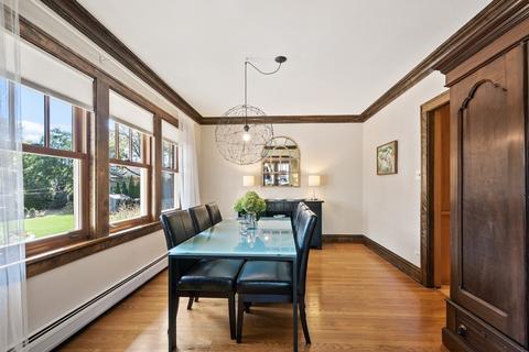 240 E Vallette St, Elmhurst, IL 60126 photo 9