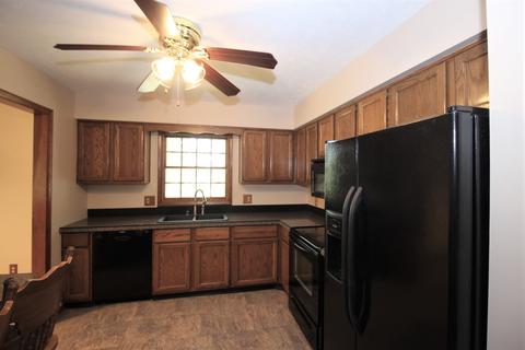 1303 Chadwick Dr, Normal, IL 61761 photo 7