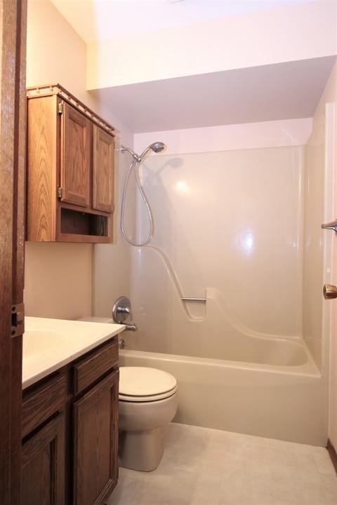 1303 Chadwick Dr, Normal, IL 61761 photo 12