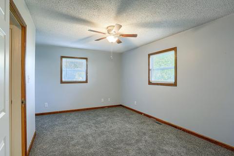 208 3rd St, Dewey, IL 61840 photo 20