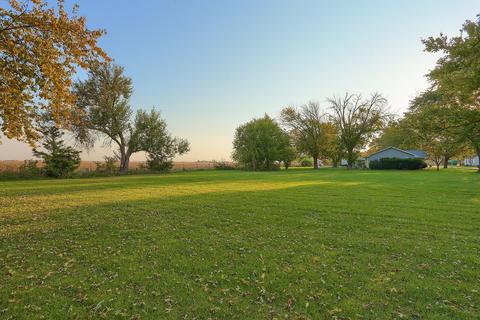 208 3rd St, Dewey, IL 61840 photo 6