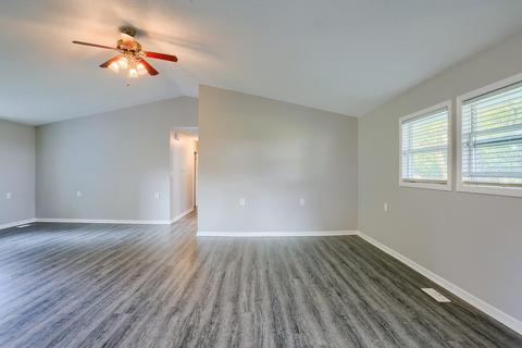 208 3rd St, Dewey, IL 61840 photo 15