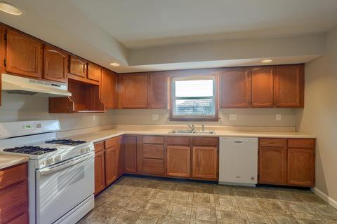 208 3rd St, Dewey, IL 61840 photo 17