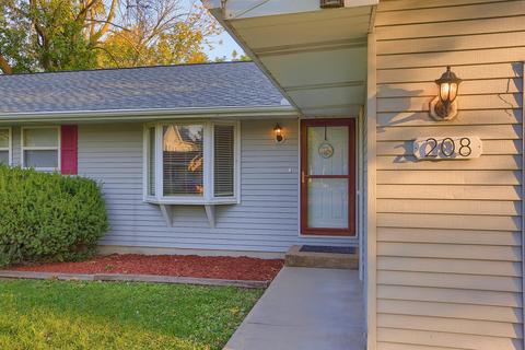 208 3rd St, Dewey, IL 61840 photo 3